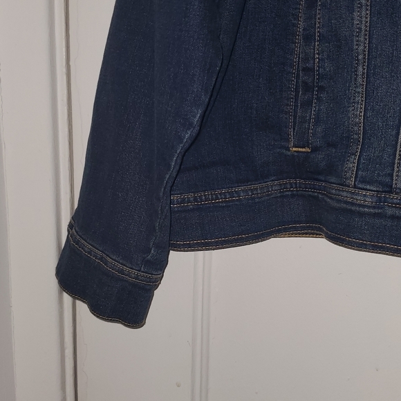 Jean Jacket - Picture 4 of 5